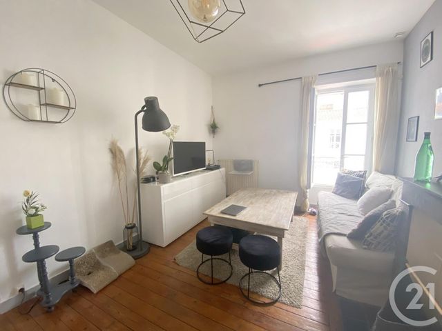 immeuble à vendre - 295.0 m2 - LA ROCHE SUR YON - 85 - PAYS-DE-LOIRE - Century 21 Accort'Immo immeuble à vendre - 295.0 m2 - LA ROCHE SUR YON - 85 - PAYS-DE-LOIRE - Century 21 Accort'Immo