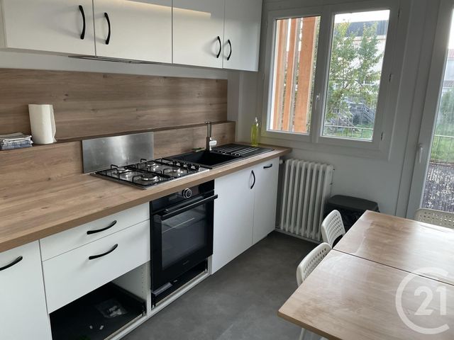Appartement F4 à louer - 4 pièces - 65.15 m2 - LA ROCHE SUR YON - 85 - PAYS-DE-LOIRE - Century 21 Accort'Immo