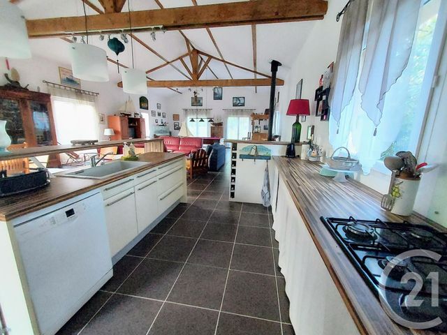 maison à vendre - 7 pièces - 234.0 m2 - RIVES DE L YON - 85 - PAYS-DE-LOIRE - Century 21 Accort'Immo