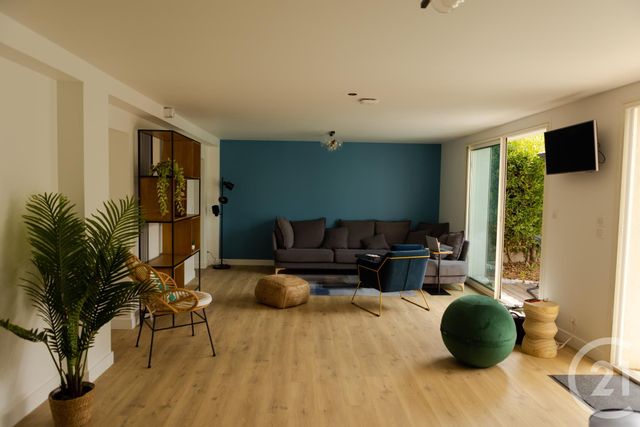 Afficher la photo en grand maison à vendre - 17 pièces - 435.0 m2 - LA ROCHE SUR YON - 85 - PAYS-DE-LOIRE - Century 21 Accort'Immo