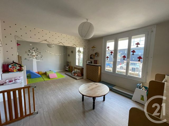 maison à vendre - 5 pièces - 95.0 m2 - LA ROCHE SUR YON - 85 - PAYS-DE-LOIRE - Century 21 Accort'Immo