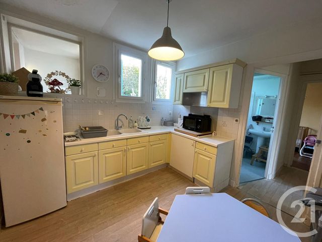 maison à vendre - 5 pièces - 95.0 m2 - LA ROCHE SUR YON - 85 - PAYS-DE-LOIRE - Century 21 Accort'Immo