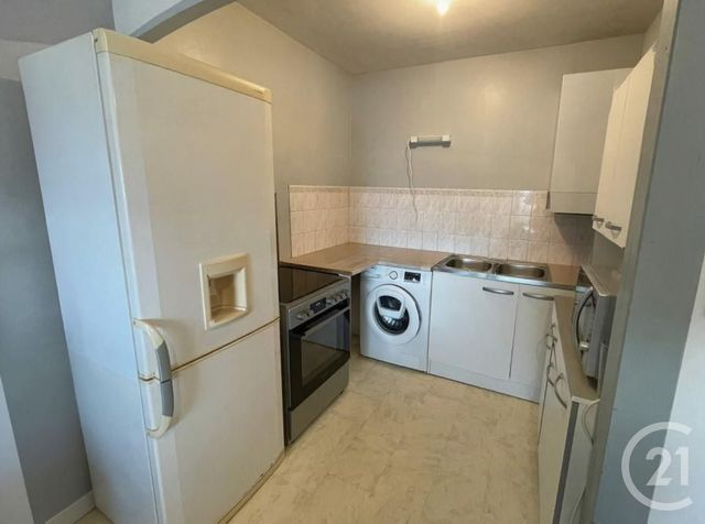 Appartement Duplex à vendre - 2 pièces - 45.0 m2 - LA ROCHE SUR YON - 85 - PAYS-DE-LOIRE - Century 21 Accort'Immo