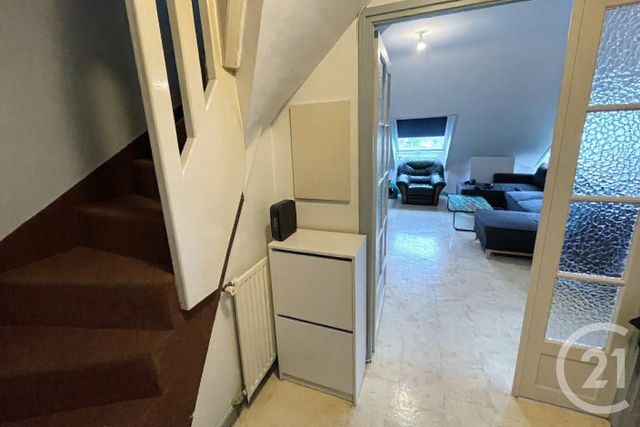 Appartement Duplex à vendre - 2 pièces - 45.0 m2 - LA ROCHE SUR YON - 85 - PAYS-DE-LOIRE - Century 21 Accort'Immo