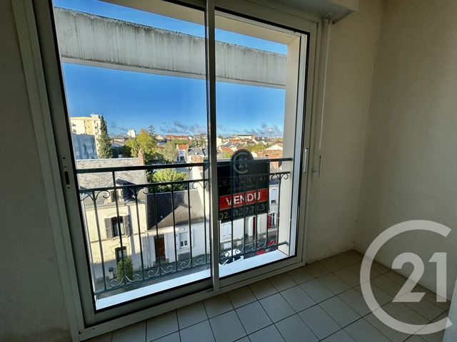 Appartement F2 à vendre - 2 pièces - 67.14 m2 - LA ROCHE SUR YON - 85 - PAYS-DE-LOIRE - Century 21 Accort'Immo