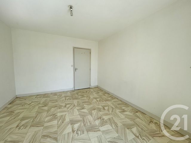 Appartement F2 à vendre - 2 pièces - 59.0 m2 - LA ROCHE SUR YON - 85 - PAYS-DE-LOIRE - Century 21 Accort'Immo