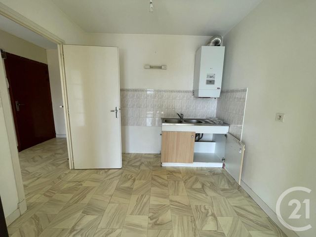 Appartement F2 à vendre - 2 pièces - 59.0 m2 - LA ROCHE SUR YON - 85 - PAYS-DE-LOIRE - Century 21 Accort'Immo