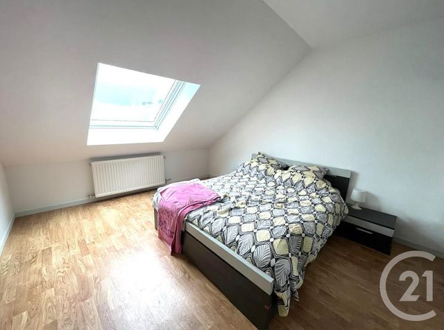 Appartement Duplex à vendre - 3 pièces - 69.0 m2 - LA ROCHE SUR YON - 85 - PAYS-DE-LOIRE - Century 21 Accort'Immo