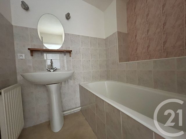 Appartement Duplex à vendre - 3 pièces - 69.0 m2 - LA ROCHE SUR YON - 85 - PAYS-DE-LOIRE - Century 21 Accort'Immo
