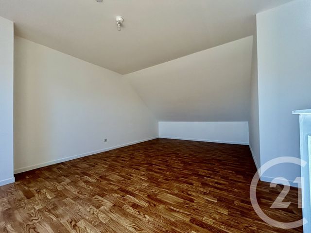 Appartement Duplex à vendre - 3 pièces - 69.0 m2 - LA ROCHE SUR YON - 85 - PAYS-DE-LOIRE - Century 21 Accort'Immo