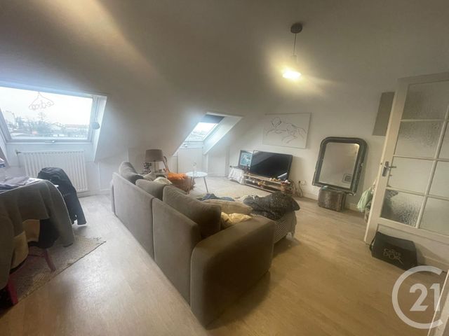 Appartement Duplex à vendre - 2 pièces - 44.0 m2 - LA ROCHE SUR YON - 85 - PAYS-DE-LOIRE - Century 21 Accort'Immo