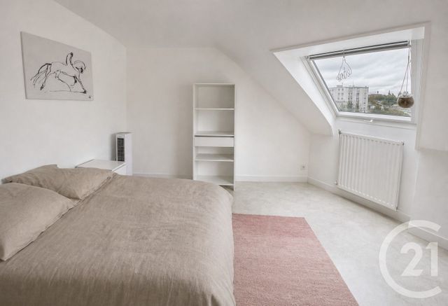Appartement Duplex à vendre - 2 pièces - 44.0 m2 - LA ROCHE SUR YON - 85 - PAYS-DE-LOIRE - Century 21 Accort'Immo