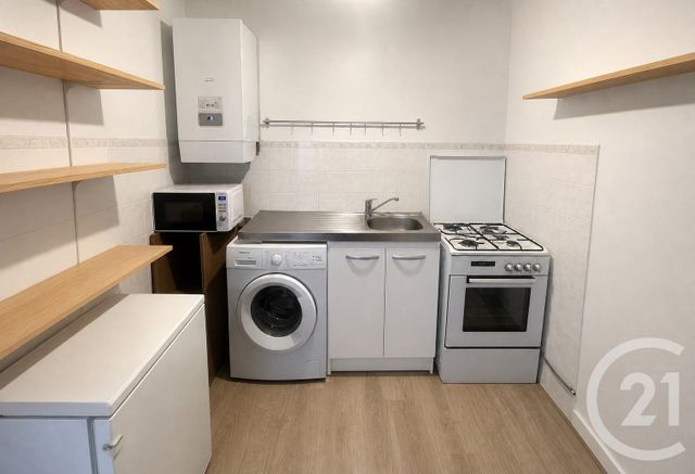 Appartement Duplex à vendre - 2 pièces - 44.0 m2 - LA ROCHE SUR YON - 85 - PAYS-DE-LOIRE - Century 21 Accort'Immo
