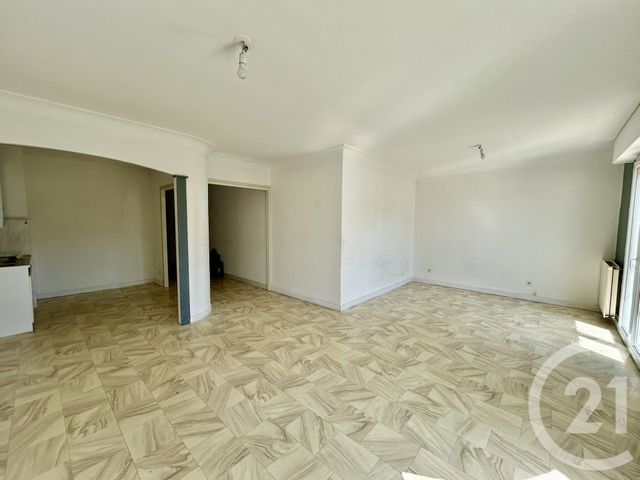 Appartement F2 à vendre - 2 pièces - 67.0 m2 - LA ROCHE SUR YON - 85 - PAYS-DE-LOIRE - Century 21 Accort'Immo