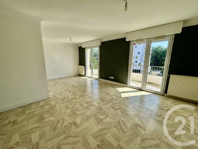 Appartement F2 à vendre - 2 pièces - 67.0 m2 - LA ROCHE SUR YON - 85 - PAYS-DE-LOIRE - Century 21 Accort'Immo