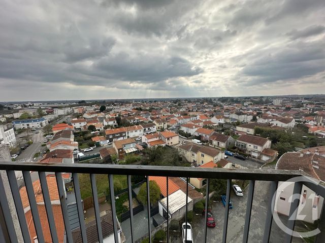 Appartement F3 à vendre - 3 pièces - 68.0 m2 - LA ROCHE SUR YON - 85 - PAYS-DE-LOIRE - Century 21 Accort'Immo