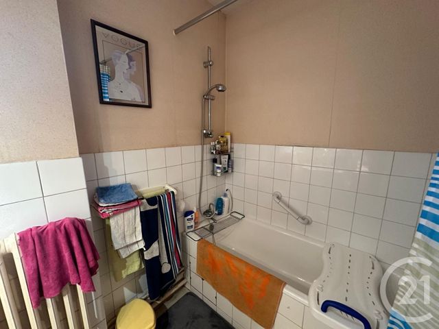 Appartement F3 à vendre - 3 pièces - 68.0 m2 - LA ROCHE SUR YON - 85 - PAYS-DE-LOIRE - Century 21 Accort'Immo