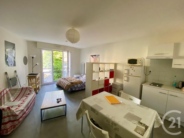 Appartement T1 à louer - 1 pièce - 33.82 m2 - LA ROCHE SUR YON - 85 - PAYS-DE-LOIRE - Century 21 Accort'Immo
