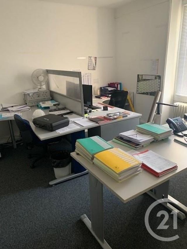 entreprise à louer - 215.0 m2 - LA ROCHE SUR YON - 85 - PAYS-DE-LOIRE - Century 21 Accort'Immo