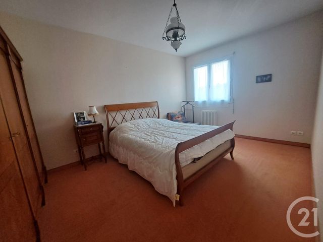 Appartement T4 à vendre - 4 pièces - 102.47 m2 - LA ROCHE SUR YON - 85 - PAYS-DE-LOIRE - Century 21 Accort'Immo