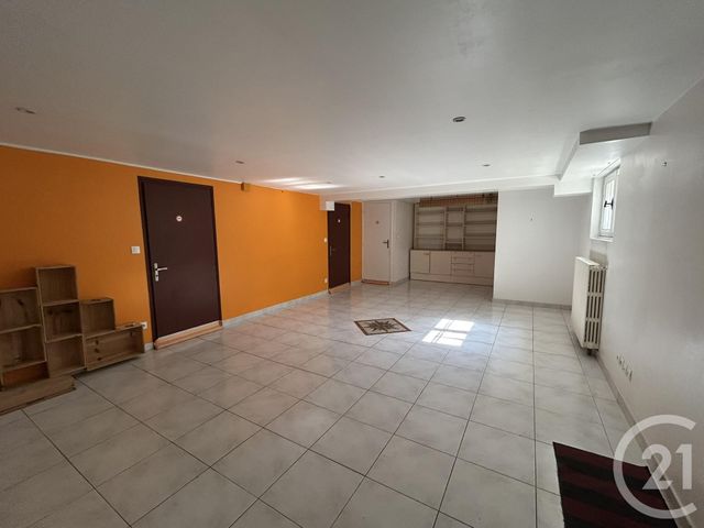 Afficher la photo en grand maison à vendre - 9 pièces - 218.0 m2 - LA ROCHE SUR YON - 85 - PAYS-DE-LOIRE - Century 21 Accort'Immo