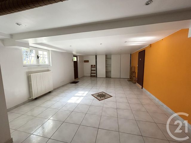 Afficher la photo en grand maison à vendre - 9 pièces - 218.0 m2 - LA ROCHE SUR YON - 85 - PAYS-DE-LOIRE - Century 21 Accort'Immo