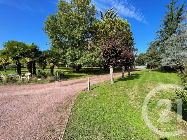 maison à vendre - 8 pièces - 162.0 m2 - AUBIGNY LES CLOUZEAUX - 85 - PAYS-DE-LOIRE - Century 21 Accort'Immo