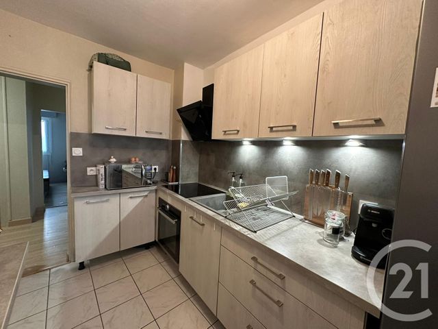 Appartement F4 à vendre - 4 pièces - 75.3 m2 - LA ROCHE SUR YON - 85 - PAYS-DE-LOIRE - Century 21 Accort'Immo