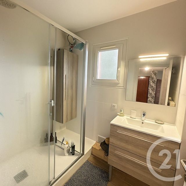 Appartement F4 à vendre - 4 pièces - 75.3 m2 - LA ROCHE SUR YON - 85 - PAYS-DE-LOIRE - Century 21 Accort'Immo