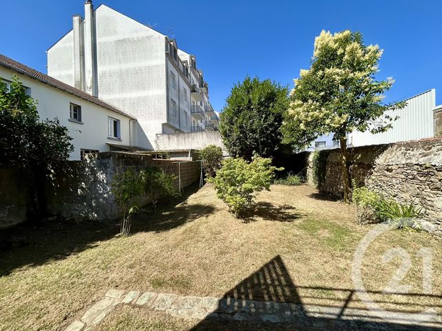 Afficher la photo en grand maison à vendre - 4 pièces - 126.0 m2 - LA ROCHE SUR YON - 85 - PAYS-DE-LOIRE - Century 21 Accort'Immo