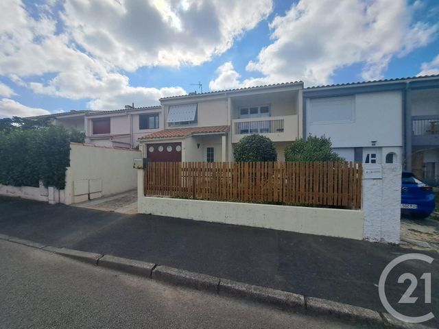 maison à vendre - 6 pièces - 120.0 m2 - LA ROCHE SUR YON - 85 - PAYS-DE-LOIRE - Century 21 Accort'Immo