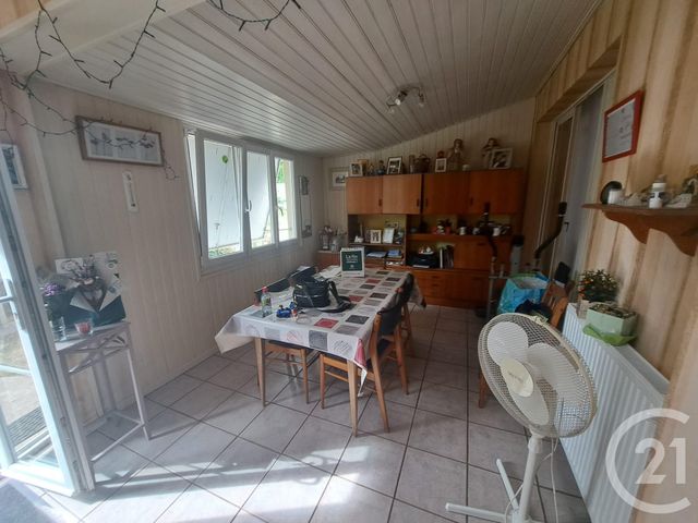 maison à vendre - 6 pièces - 120.0 m2 - LA ROCHE SUR YON - 85 - PAYS-DE-LOIRE - Century 21 Accort'Immo