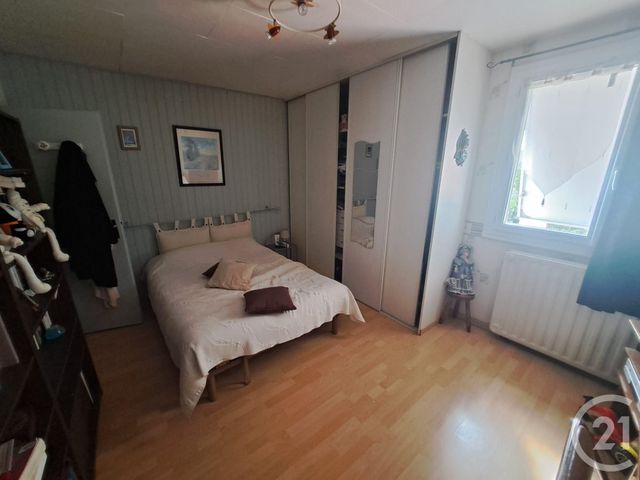 maison à vendre - 6 pièces - 120.0 m2 - LA ROCHE SUR YON - 85 - PAYS-DE-LOIRE - Century 21 Accort'Immo