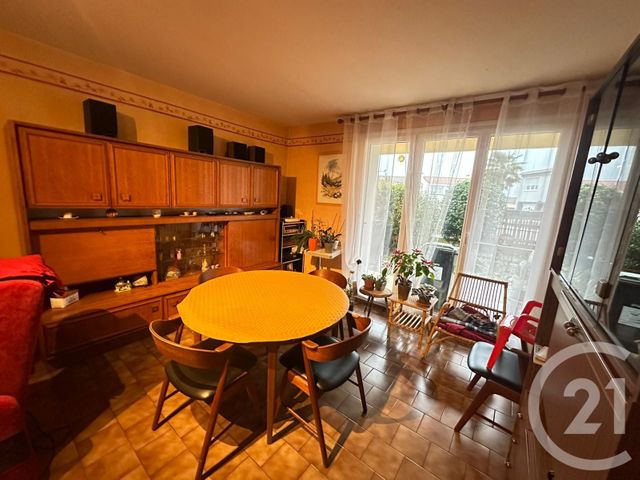 maison à vendre - 6 pièces - 120.0 m2 - LA ROCHE SUR YON - 85 - PAYS-DE-LOIRE - Century 21 Accort'Immo