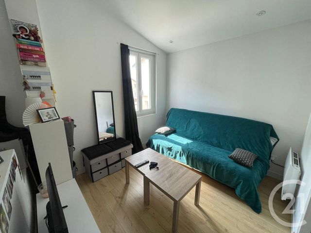 maison à vendre - 5 pièces - 107.0 m2 - LA ROCHE SUR YON - 85 - PAYS-DE-LOIRE - Century 21 Accort'Immo