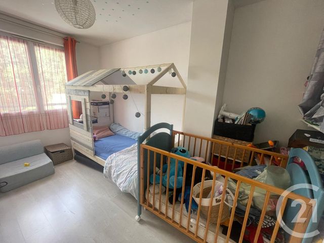 maison à vendre - 6 pièces - 93.0 m2 - LA ROCHE SUR YON - 85 - PAYS-DE-LOIRE - Century 21 Accort'Immo