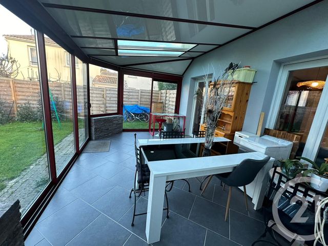 maison à vendre - 6 pièces - 93.0 m2 - LA ROCHE SUR YON - 85 - PAYS-DE-LOIRE - Century 21 Accort'Immo