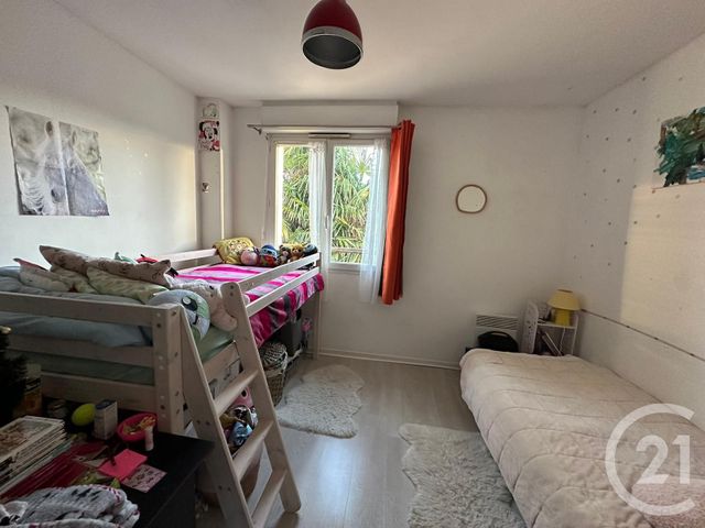 maison à vendre - 6 pièces - 93.0 m2 - LA ROCHE SUR YON - 85 - PAYS-DE-LOIRE - Century 21 Accort'Immo