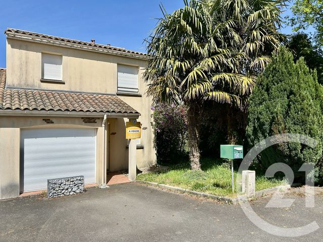 maison à vendre - 6 pièces - 93.0 m2 - LA ROCHE SUR YON - 85 - PAYS-DE-LOIRE - Century 21 Accort'Immo