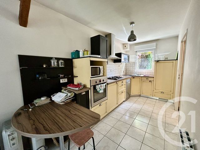 maison à vendre - 6 pièces - 93.0 m2 - LA ROCHE SUR YON - 85 - PAYS-DE-LOIRE - Century 21 Accort'Immo