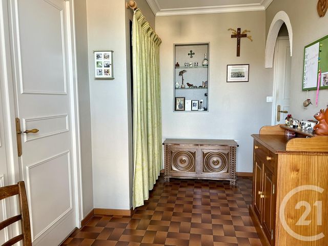 maison à vendre - 7 pièces - 174.0 m2 - LA ROCHE SUR YON - 85 - PAYS-DE-LOIRE - Century 21 Accort'Immo