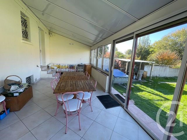 maison à vendre - 7 pièces - 150.0 m2 - LA ROCHE SUR YON - 85 - PAYS-DE-LOIRE - Century 21 Accort'Immo