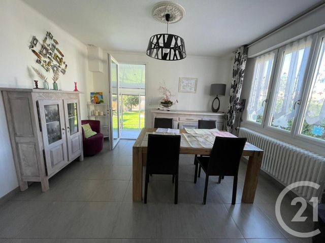 maison à vendre - 7 pièces - 150.0 m2 - LA ROCHE SUR YON - 85 - PAYS-DE-LOIRE - Century 21 Accort'Immo