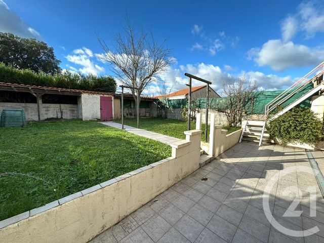 maison à vendre - 6 pièces - 115.0 m2 - LA ROCHE SUR YON - 85 - PAYS-DE-LOIRE - Century 21 Accort'Immo