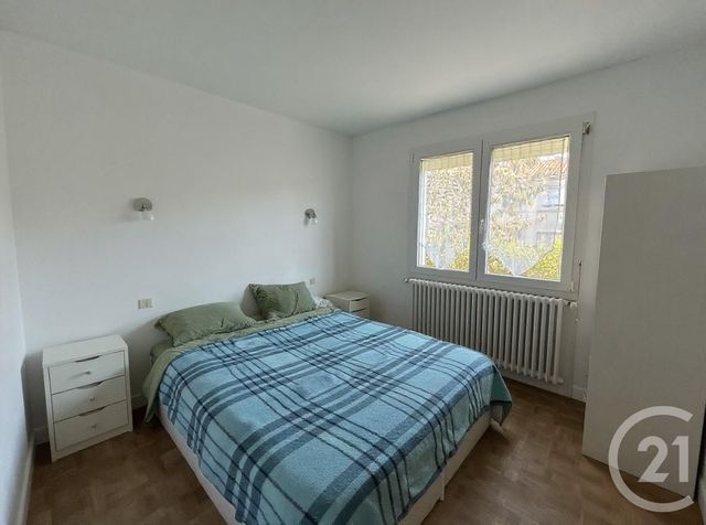 maison à vendre - 5 pièces - 97.0 m2 - LA ROCHE SUR YON - 85 - PAYS-DE-LOIRE - Century 21 Accort'Immo