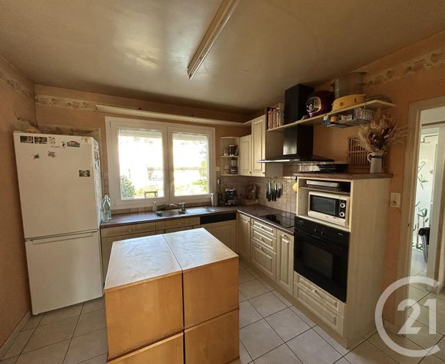 maison à vendre - 5 pièces - 97.0 m2 - LA ROCHE SUR YON - 85 - PAYS-DE-LOIRE - Century 21 Accort'Immo