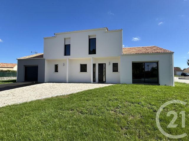 Afficher la photo en grand maison à vendre - 6 pièces - 194.0 m2 - LES LUCS SUR BOULOGNE - 85 - PAYS-DE-LOIRE - Century 21 Accort'Immo