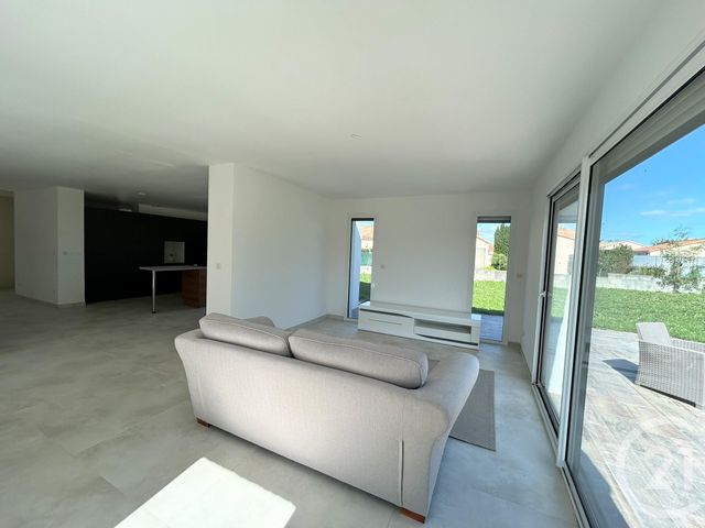 Afficher la photo en grand maison à vendre - 6 pièces - 194.0 m2 - LES LUCS SUR BOULOGNE - 85 - PAYS-DE-LOIRE - Century 21 Accort'Immo