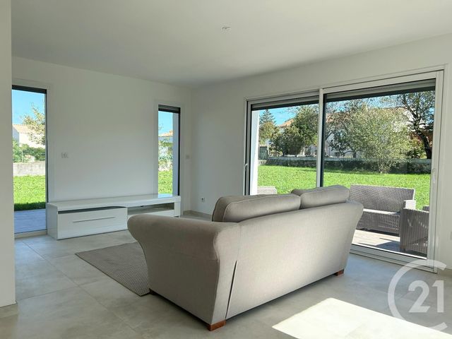 Afficher la photo en grand maison à vendre - 6 pièces - 194.0 m2 - LES LUCS SUR BOULOGNE - 85 - PAYS-DE-LOIRE - Century 21 Accort'Immo