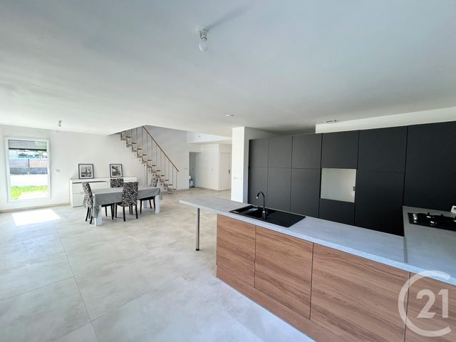 Afficher la photo en grand maison à vendre - 6 pièces - 194.0 m2 - LES LUCS SUR BOULOGNE - 85 - PAYS-DE-LOIRE - Century 21 Accort'Immo